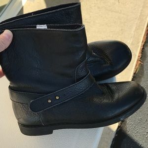 Girls leather gap boot